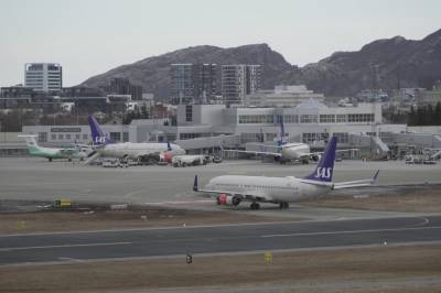 Flygelederstreiken: Flere innstillinger i Bodø og Evenes