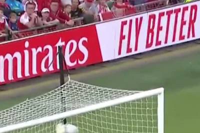 1-2: Piero Hincapie, Arsenal