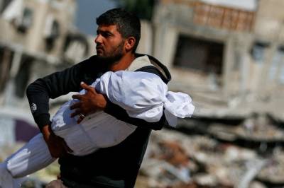 Israel trappar opp angrepa i Gaza: – Situasjonen er katastrofal