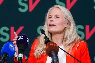 Bør man åpne opp eller straffe norske par som får barn ved hjelp av surrogati? Spørsmålet splitter SV.