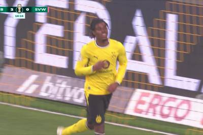 Carney Chukwuemeka med mål mot Werder Bremen