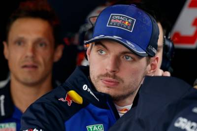 Formel 1 gir etter og endrer reglene