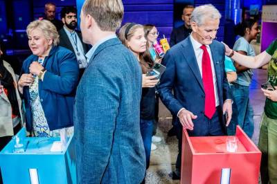 Regjeringen ber utvalg vurdere maksgrense på valgkampbidrag