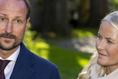 - Står i et umenneskelig press