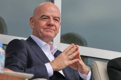 Ber om Fifa-møte etter innreisedrama