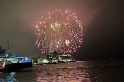 width=device-width, initial-scale=1