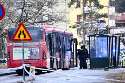 En skutt på buss i Sverige – stor politijakt