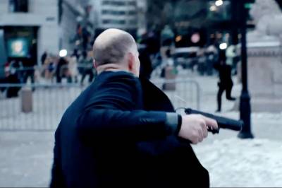 VG-redaktør skutt foran Stortinget i ny film