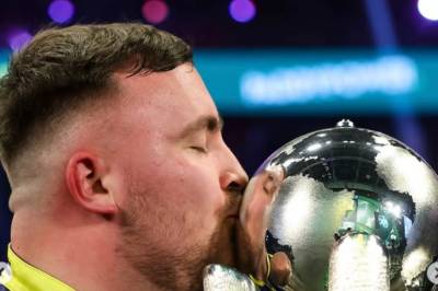 Nybakt verdensmester Luke Littler signerer tidenes sponsoravtale