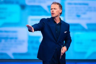 «Debatten»-programlederen mistet faren: – Slåss mot kreften i 12 år