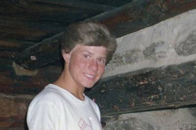 – Sårt å bruke parykk som ung gutt