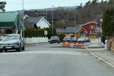 Reagerer på langvarig veisperring: – Helt unødvendig