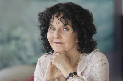 Da Unni Lindell gikk i fjerde klasse, skrev læreren en kom­mentar i margen som Unni aldri har glemt