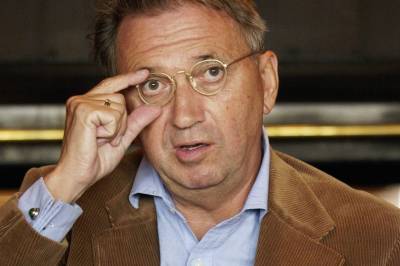 – En Fana-gutt kan komme langt med en kledelig blazer og et smil