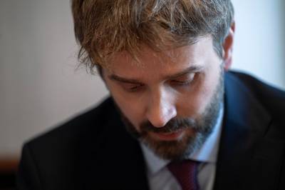 Refser Vestre for «unorsk prosess»: – Vi signerer ikke
