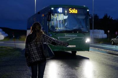 Kutter bussruter i Rogaland – Alva kommer seg ikke til skolen