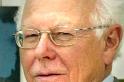Tidligere høyesterettsjustitiarius Carsten Smith er død, 93 år gammel