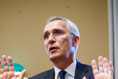 Stoltenberg om nye etikkregler: – Ikke nødvendigvis uetisk å produsere atomvåpen