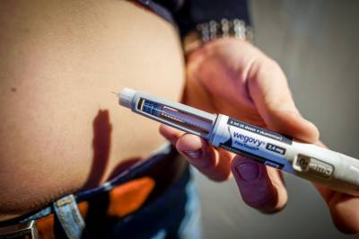 Slankekjempe kutter 13.000 stillinger