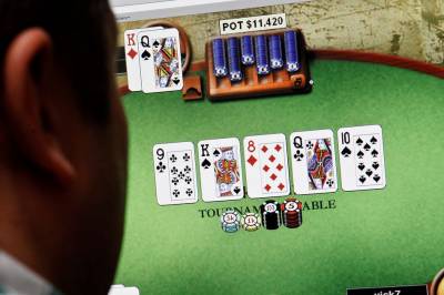 NRK: Regje­ringen åpner for nettpoker i Norge