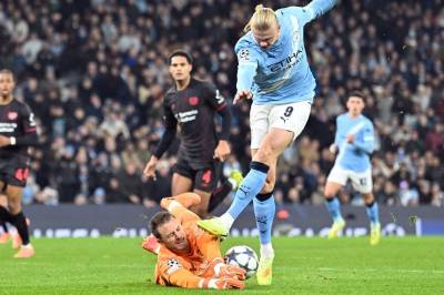 Haaland med store sjanser fra benken – Leverkusen rystet City