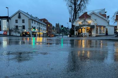 Regn og sludd på vei: – Kan komme rundt 20 millimeter nedbør