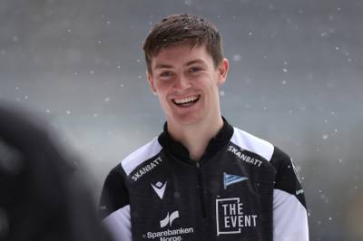 Trener ikke med Start. Forhand­ler med Molde om kontrakt.