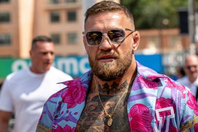 Conor McGregor bekrefter at han skal gjennomgå en operasjon og antyder at han vil komme tilbake for sin siste kamp