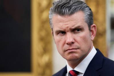 Hegseth slaktes for krav til KI-selskap: – En oppskrift på katastrofe