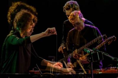 Magda Mayas & Stephan Meidell - Sounding Through