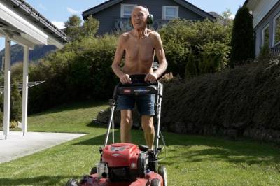 No treng du berre å klippe halve plenen