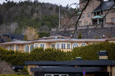 Bygde villa med foss til 45 mill. – solgt med milliontap