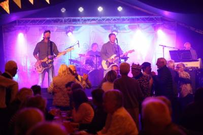 Maratonkonsert på Utsira før en travel haust