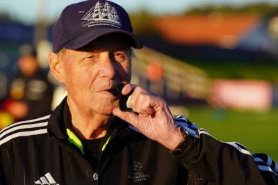 Jan Kjell (83) gir seg etter 100 sesonger: – Et siste løfte til kona