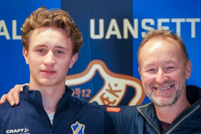 Åpnet målkontoen med pappa på plass: – Vil ikke gjøre ham flau