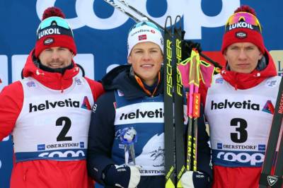Åpner døra for Russland