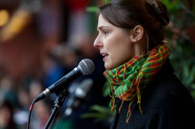 Guttebok-forfatter får kritikk: – Bagatelliserer kvinners utfordringer 