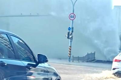 Sprengt vannrør skaper kaos