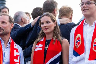 VM-festen: – Entusiasmen har smittet over på kongehuset