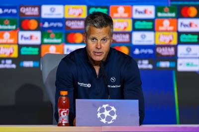 – Må klype deg i armen