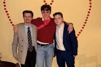 Fra podkast til TV-serie: – Gjør alt for en latter