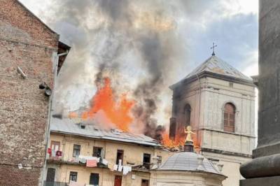 Russland innleder det største droneangrepet på Ukraina siden krigen startet