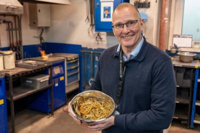 Gullår for gull­smeltarane – aukar om­setninga med éin milliard