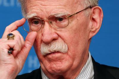 John Bolton vil erkjenne straffskyld
