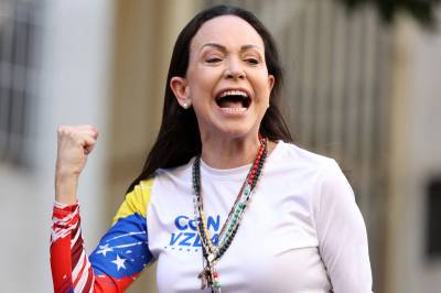 Tar imot fredsprisen: – Jeg er her for moren min