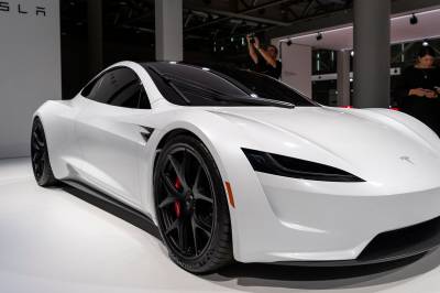 Tesla-sjef lover ny Roadster «veldig snart»