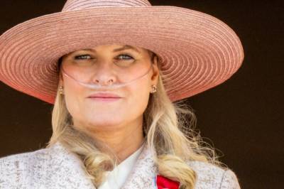 Mette-Marit skrevet ut fra sykehus