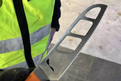 Flere kniver beslaglagt: – Dette er stygt