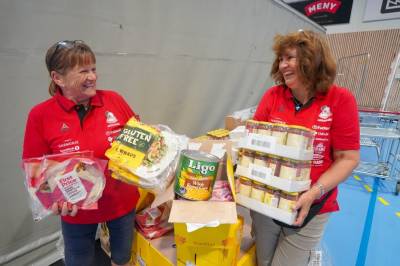 Skal mate 8000 barn og unge i helgen: – Vi blir ikke arbeidsledige