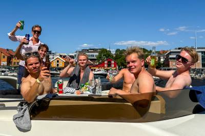 Takler festivalheten med båt til 2,5 mill.